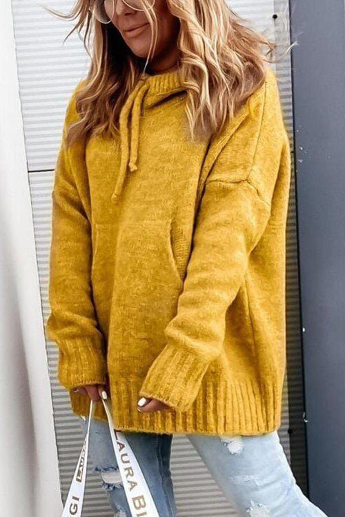 Women's Cozy Hooded Sweatshirt with Functional Pockets