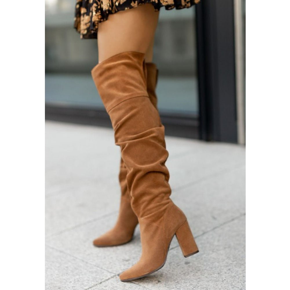Tall Women's Boots with Chunky Heel and Slouch Style