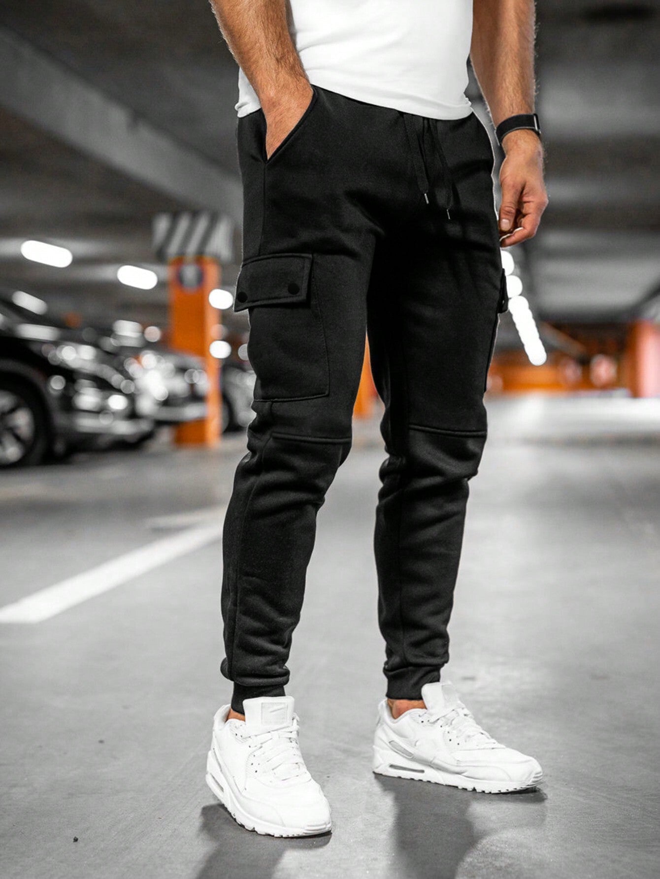 Relaxed Fit Cargo Pants with Elastic Waist