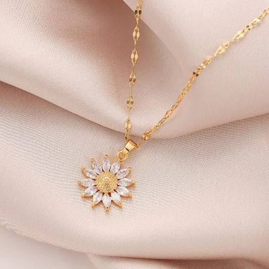 Luxury Diamond Gold Daisy Necklace Pendant
 - ModishWorld