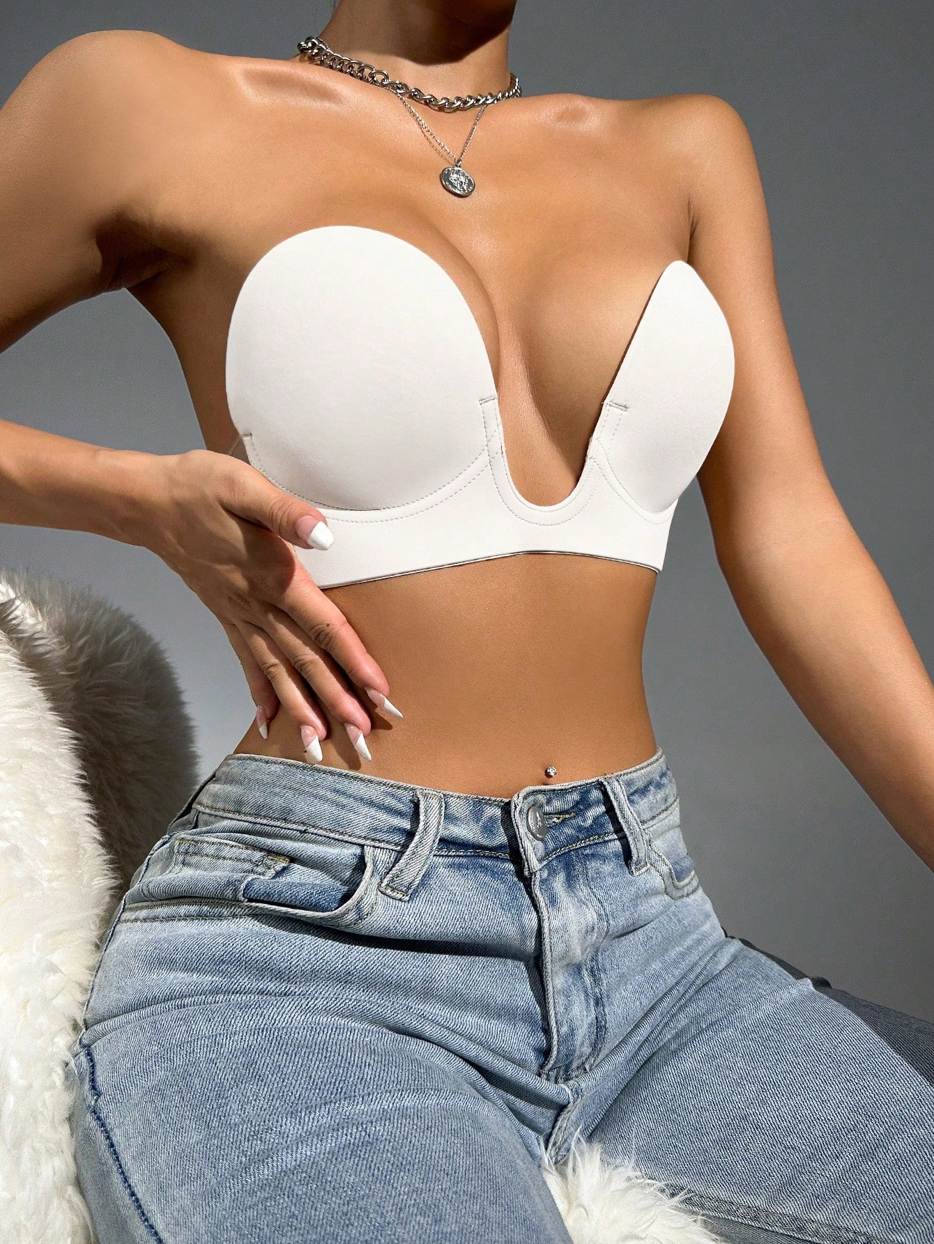 Women's Seamless Wireless Backless Bra - ModishWorld