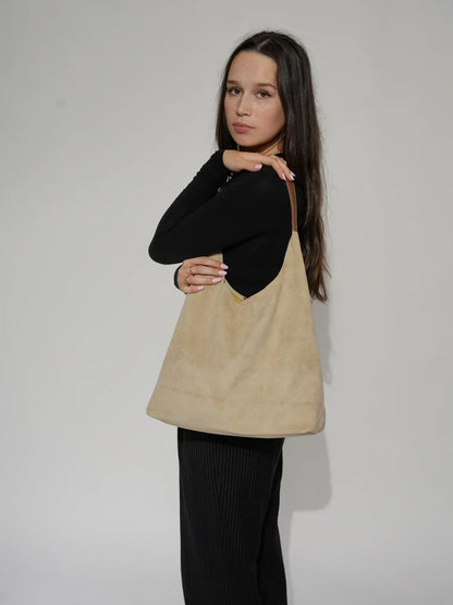 Stylish and Practical Tote Handbag for Ladies - ModishWorld