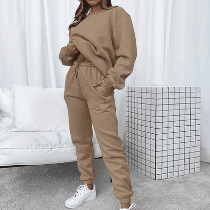 Large Fit Women's Crew Neck Pullover Sweater