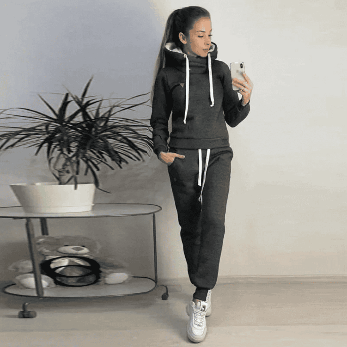 Comfortable Casual Hoodie Outfit for Ladies - ModishWorld