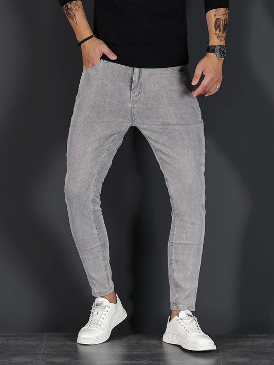 Comfortable Regular Fit Stretch Jeans - ModishWorld