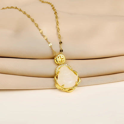 Luxury Gold Heart Necklace with Elegant Green Jade Pendant - A Gift for Her
 - ModishWorld
