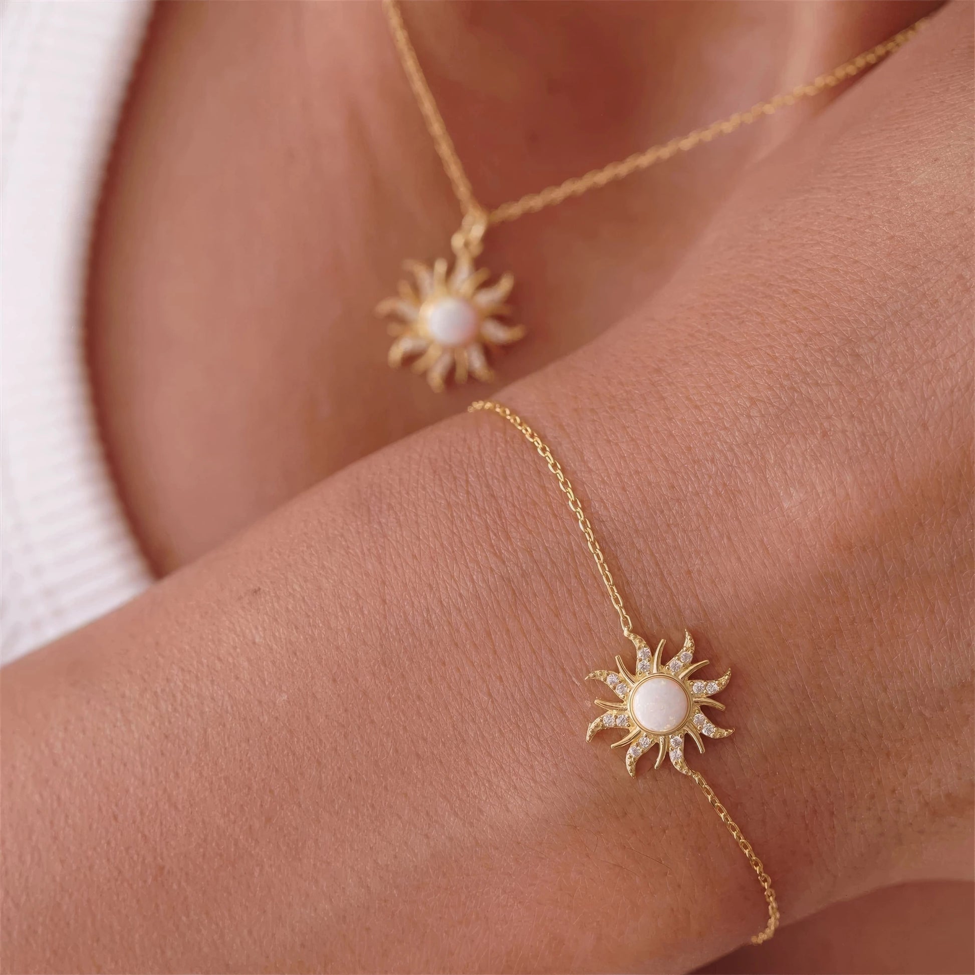 Pearl and Gold Sunburst Necklace, Bracelet, and Jewelry Set
 - ModishWorld