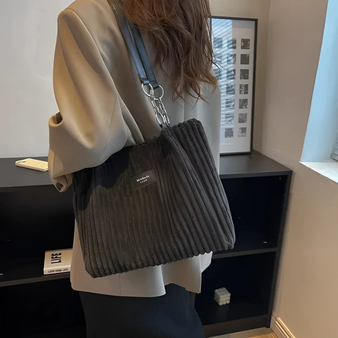 Stylish Gray Wool Knit Shoulder Bag for Winter
 - ModishWorld