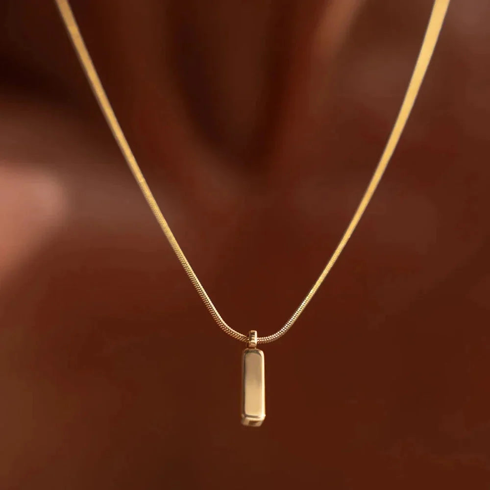 Sleek Gold Bar Necklace – Minimalist, Elegant Fine Jewelry
 - ModishWorld