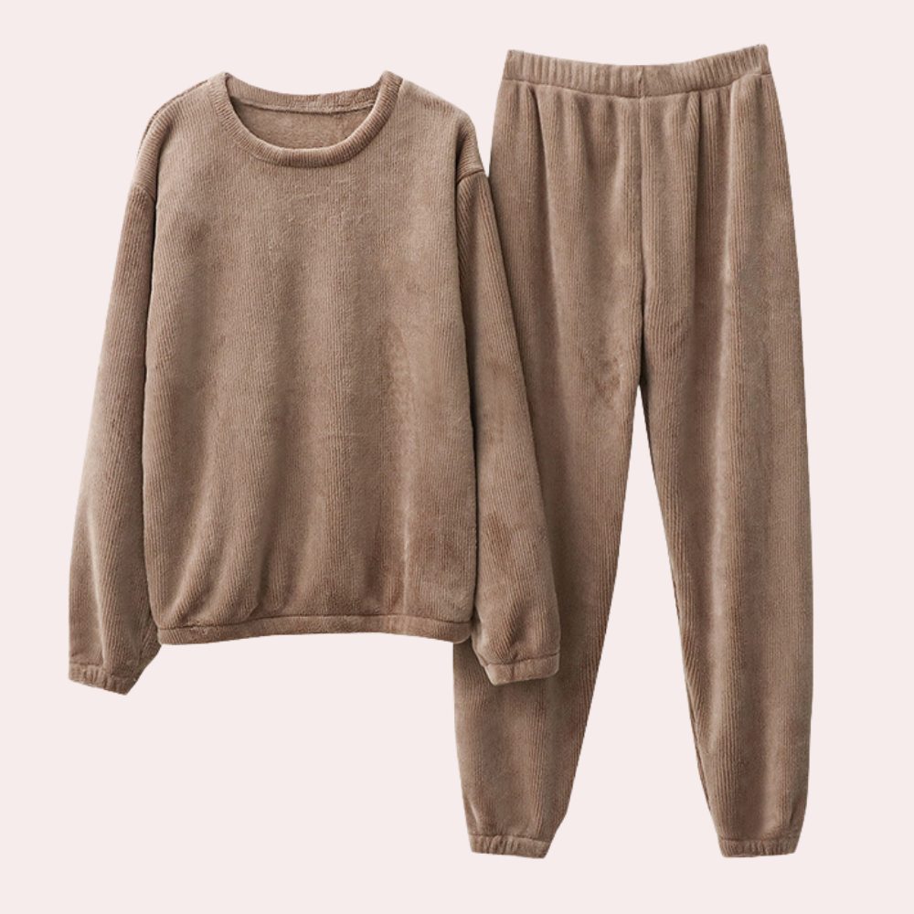Soft Women's Lounge Set - Comfortable Top & Pants - ModishWorld