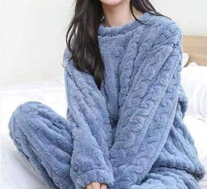 Soft Women's Sleepwear Set – Cozy Long Sleeve Top & Pants