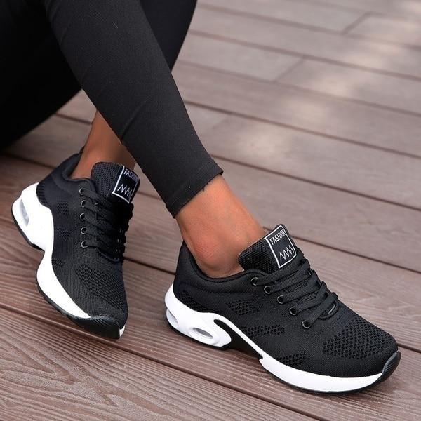 Soft and Breathable Women's Running Shoes