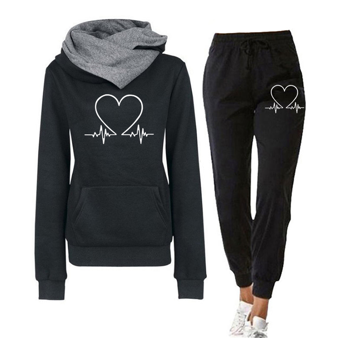 Fashionable Women's Athletic Wear Set - ModishWorld