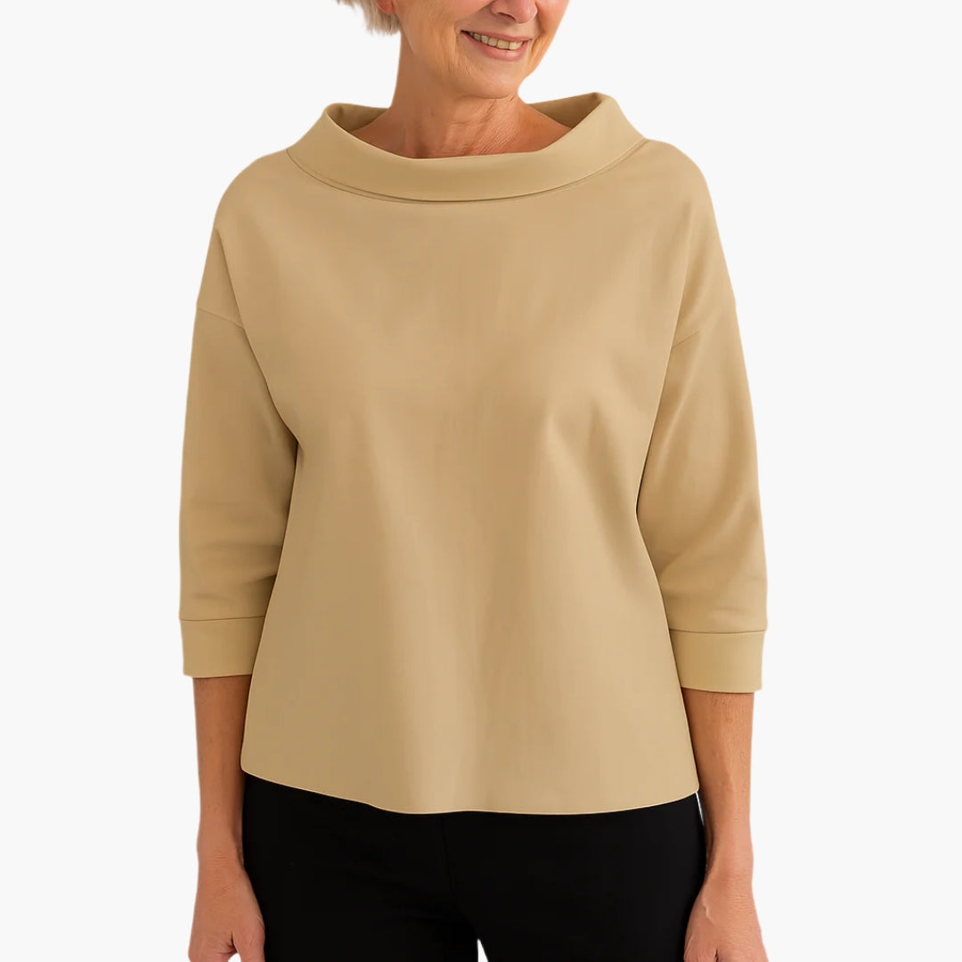 Relaxed Fit Womens Scoop Neck Tee