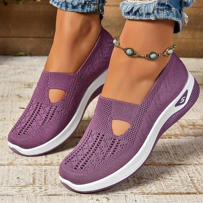 Soft and Cushioning Women's Slip-On Shoes