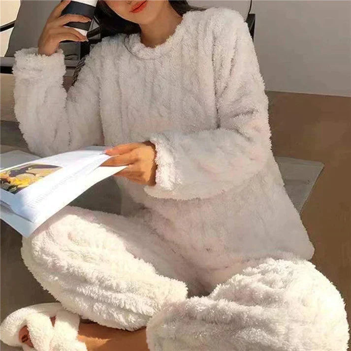 Soft Women's Sleepwear Set – Cozy Long Sleeve Top & Pants