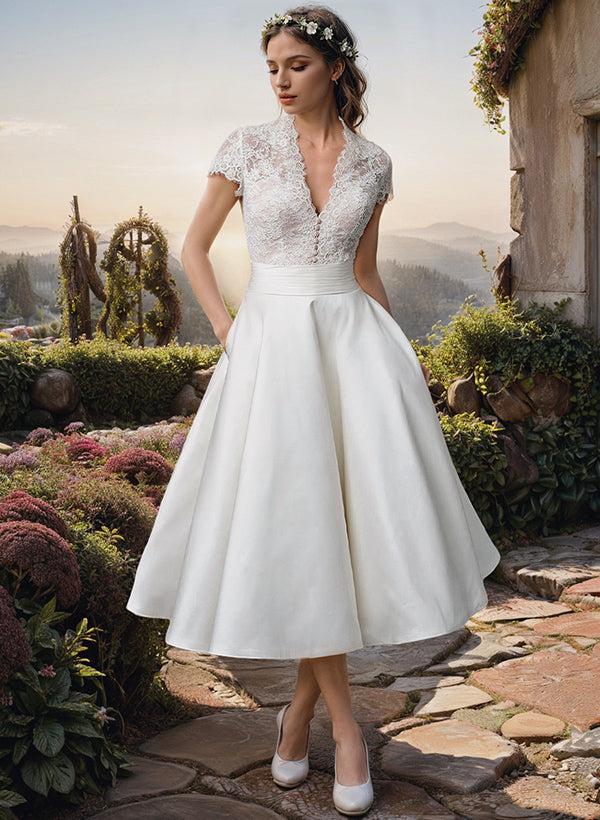 Elegant Lace Bride Dress - Fitted A-Line Wedding Gown - ModishWorld