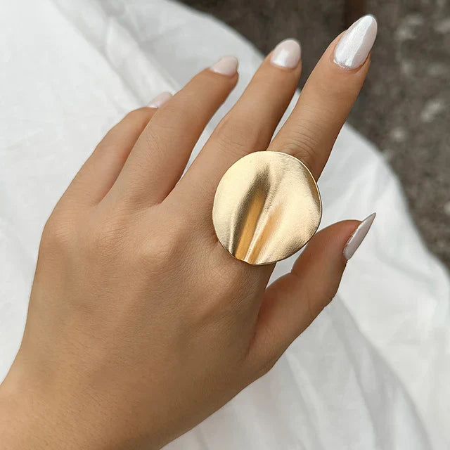 Bold Minimalist Cocktail Ring: Large, Chunky Statement Jewelry
 - ModishWorld