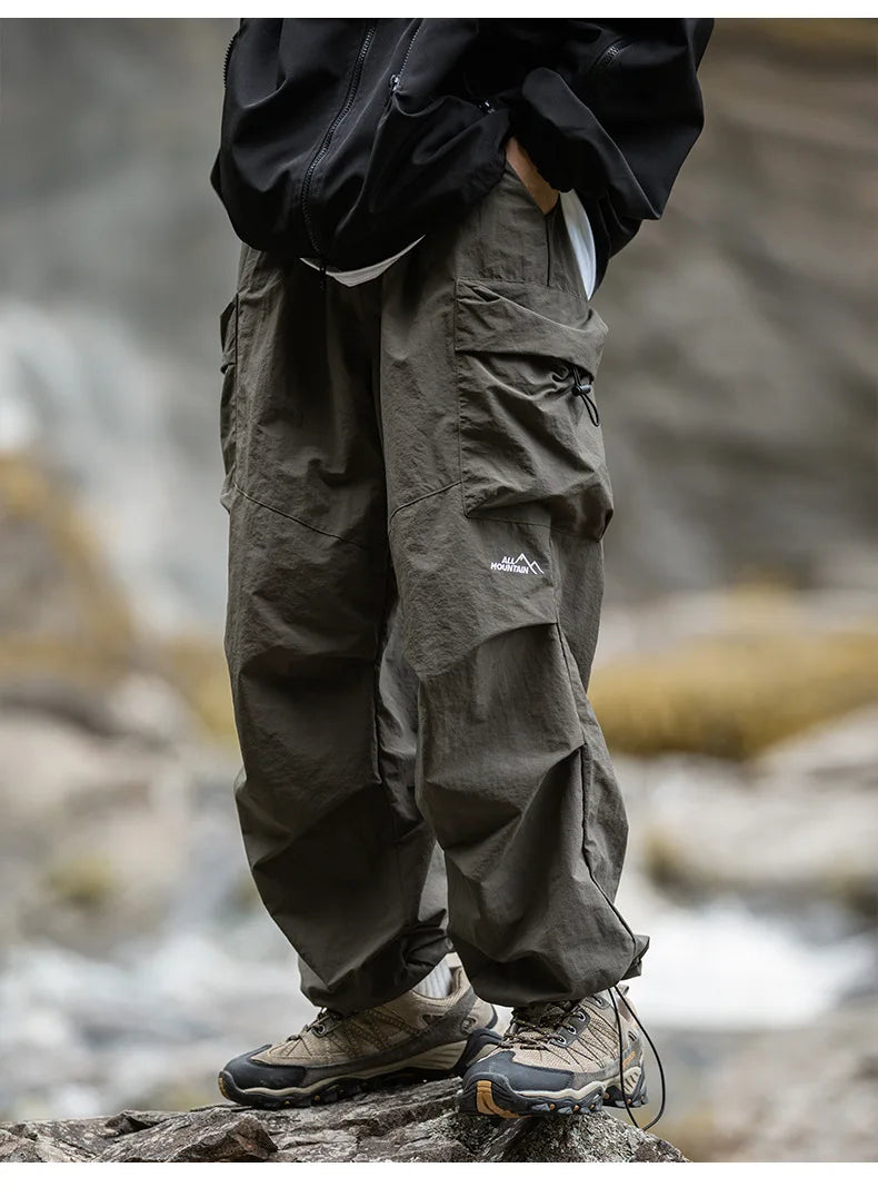 Comfortable Men's Cargo Pants - Elastic Waist and Pocket Detail