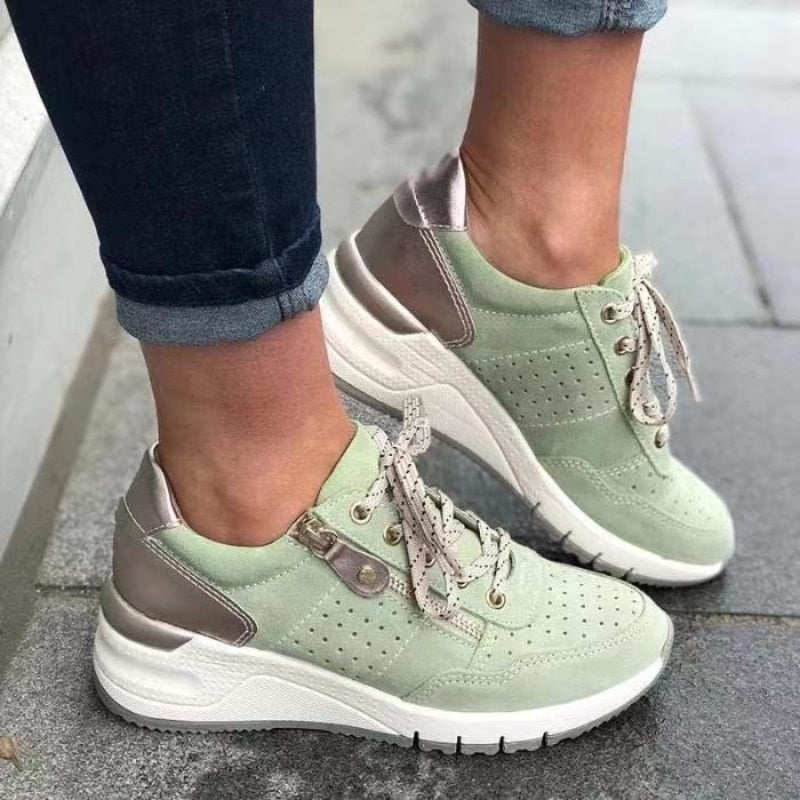 Relaxed Fit Women's Sneakers - ModishWorld