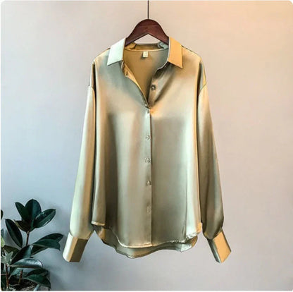 Feminine Classic Women's Long Shirt