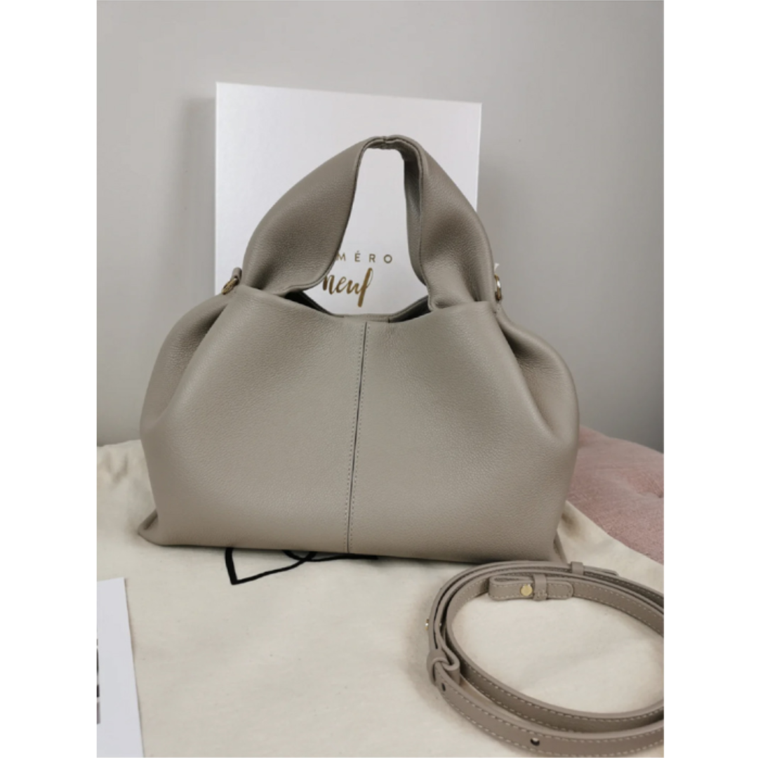 Large Luxurious Ladies Shoulder Bag - ModishWorld