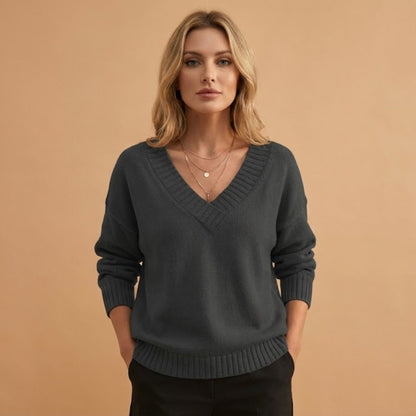 Relaxed Fit V-Neck Women's Sweater with Texture Details