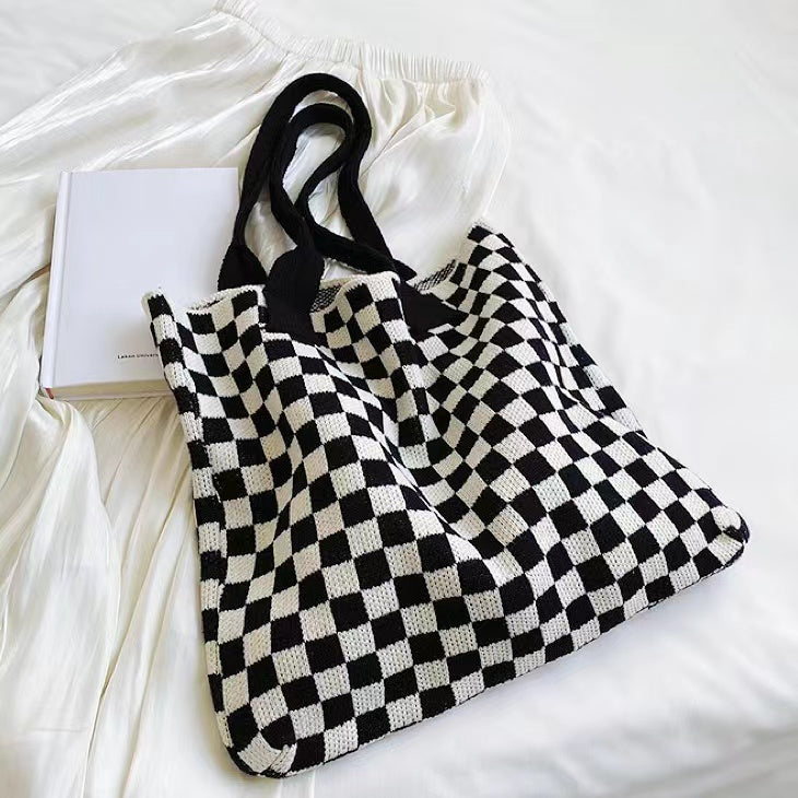 Large Woven Women's Tote Bag - Chic Handmade Everyday