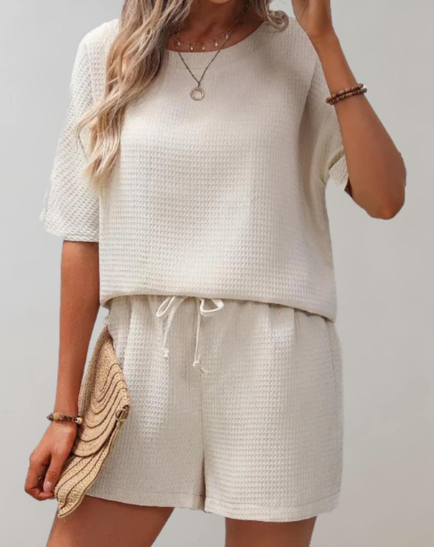 Stylish 2-Piece Top and Shorts Outfit for Women