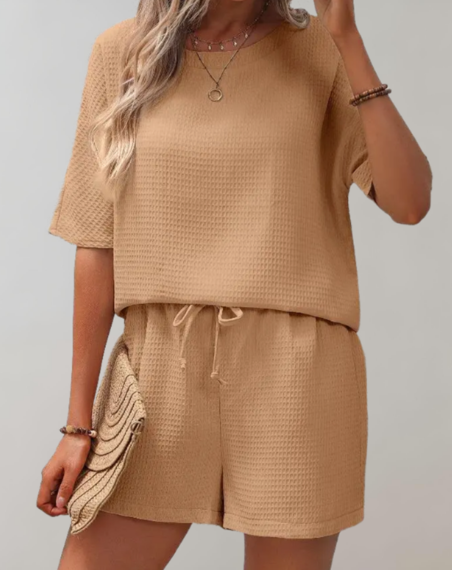 Stylish 2-Piece Top and Shorts Outfit for Women