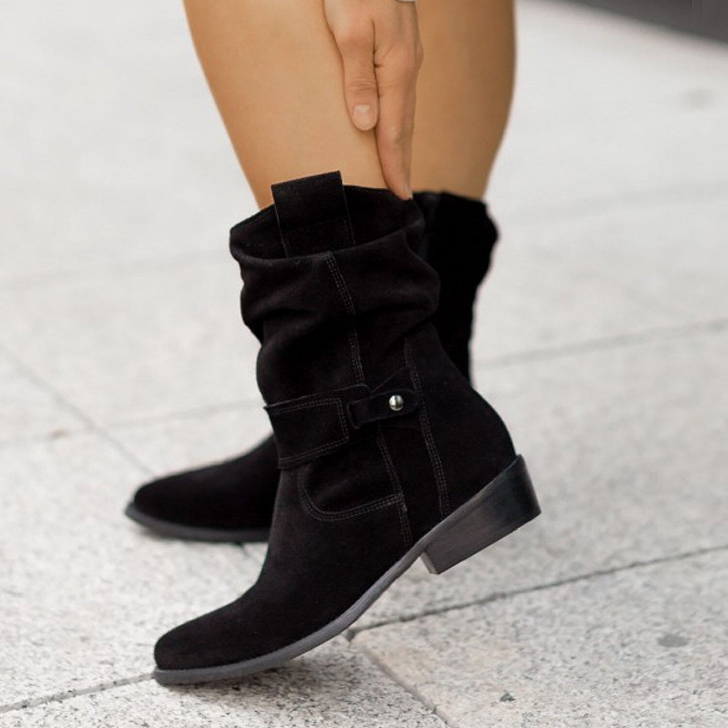 Stylish Women's Ankle Zip Up Boots - ModishWorld