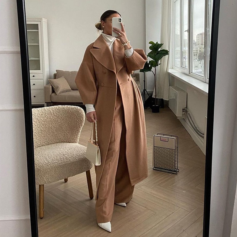 Ladies Classic Overcoat with Broad Lapel
