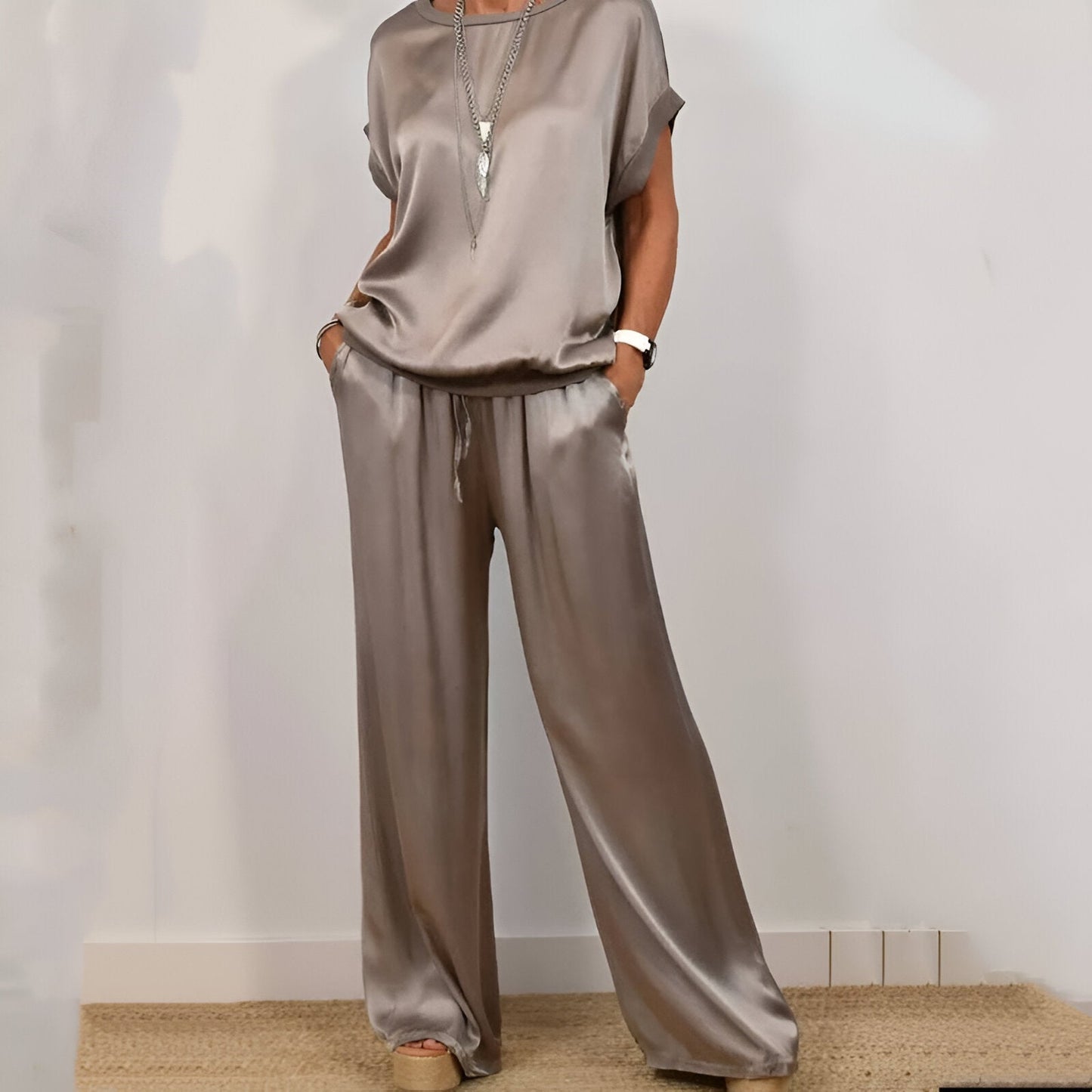 Comfortable Loose Fit Pants and Tee Set for Ladies