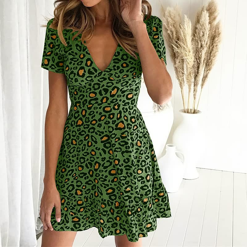 Women's Leopard Mini Cocktail Dress - Chic Fitted Bodycon