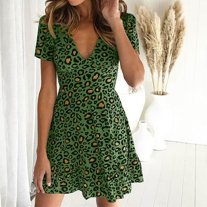 Women's Leopard Mini Cocktail Dress - Chic Fitted Bodycon