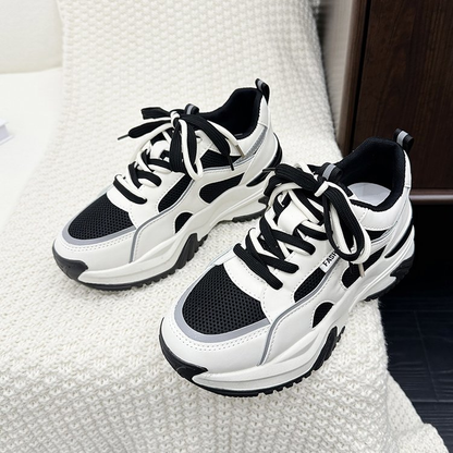 Fashionable Women's Athletic Shoes