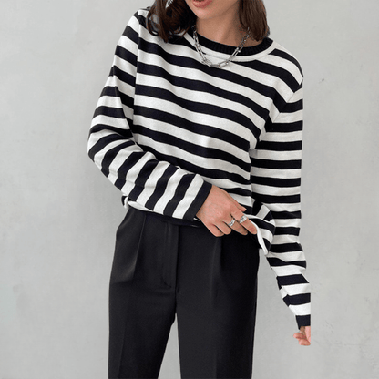 Fashionable Women's Horizontal Stripe Knit Sweater