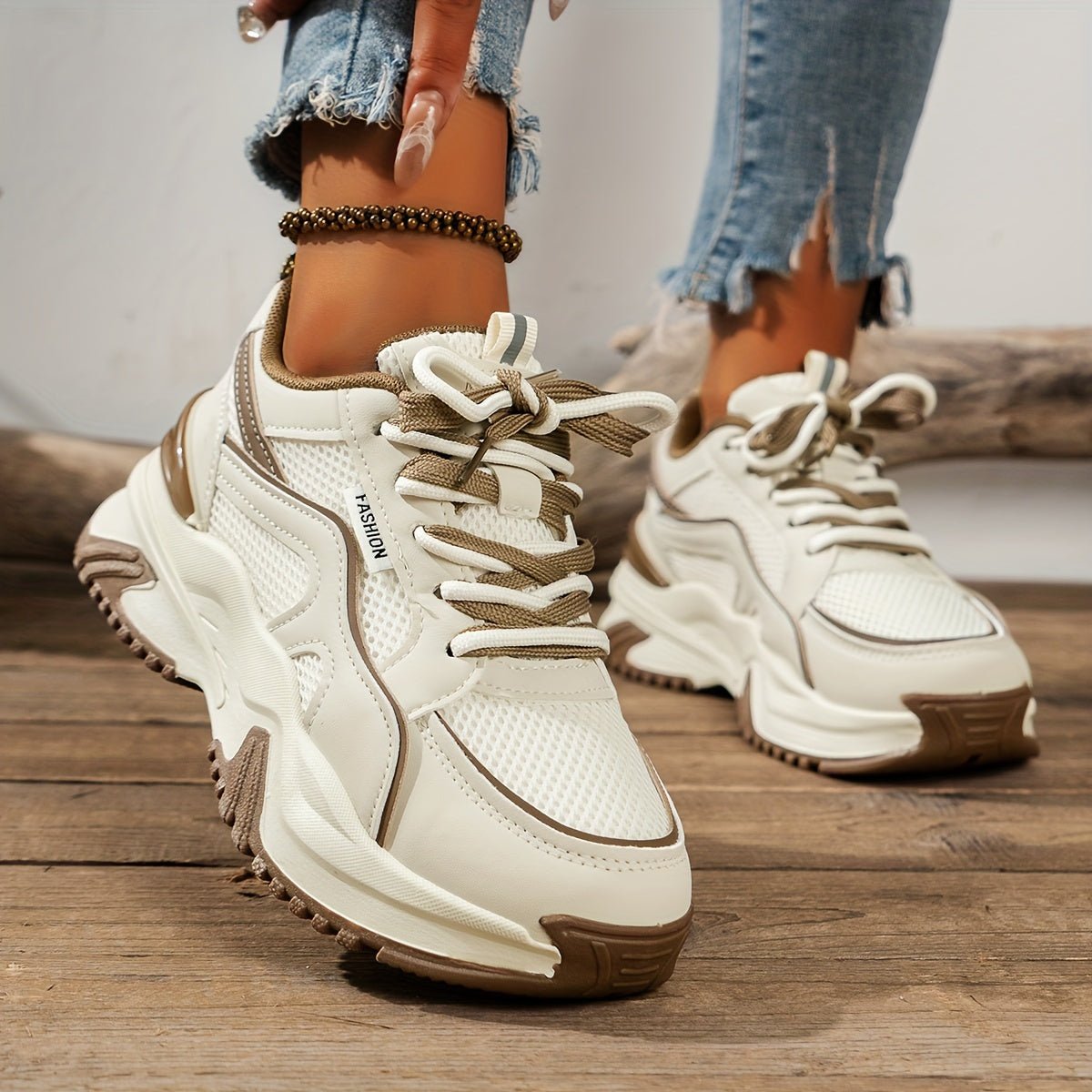 Fashionable Women's Athletic Shoes - ModishWorld