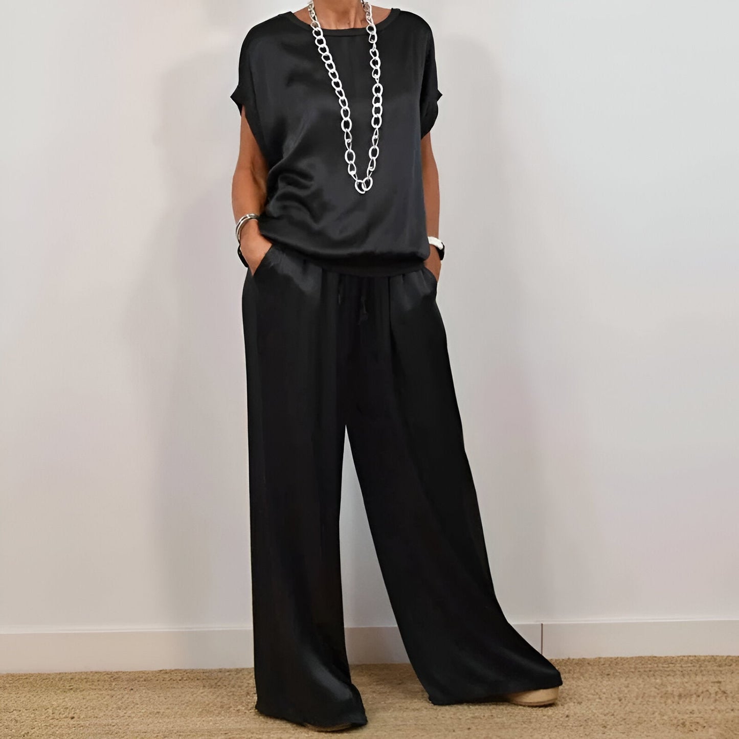 Comfortable Loose Fit Pants and Tee Set for Ladies