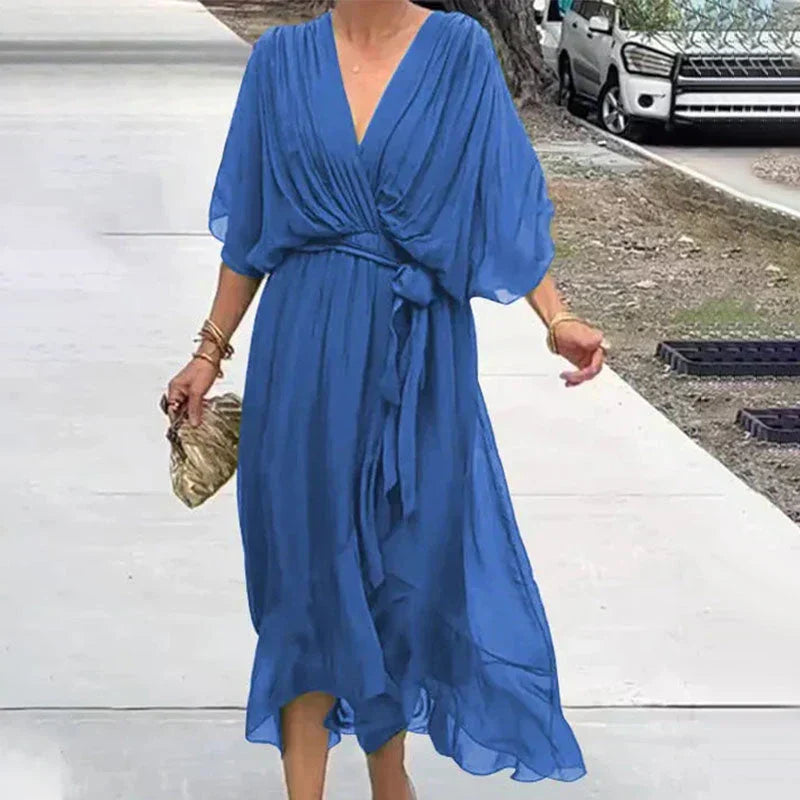 Stylish and Flattering Ladies Dress