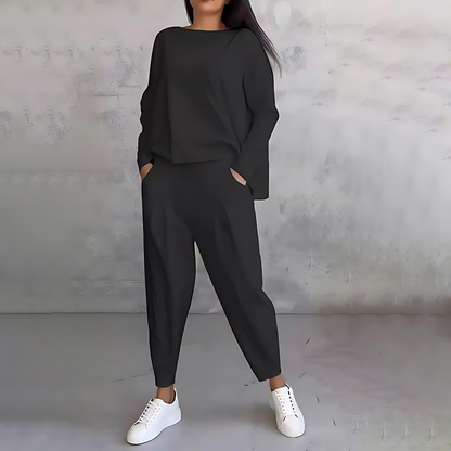 Mila - Soft 2-Piece Relaxed Fit Outfit for Women - ModishWorld